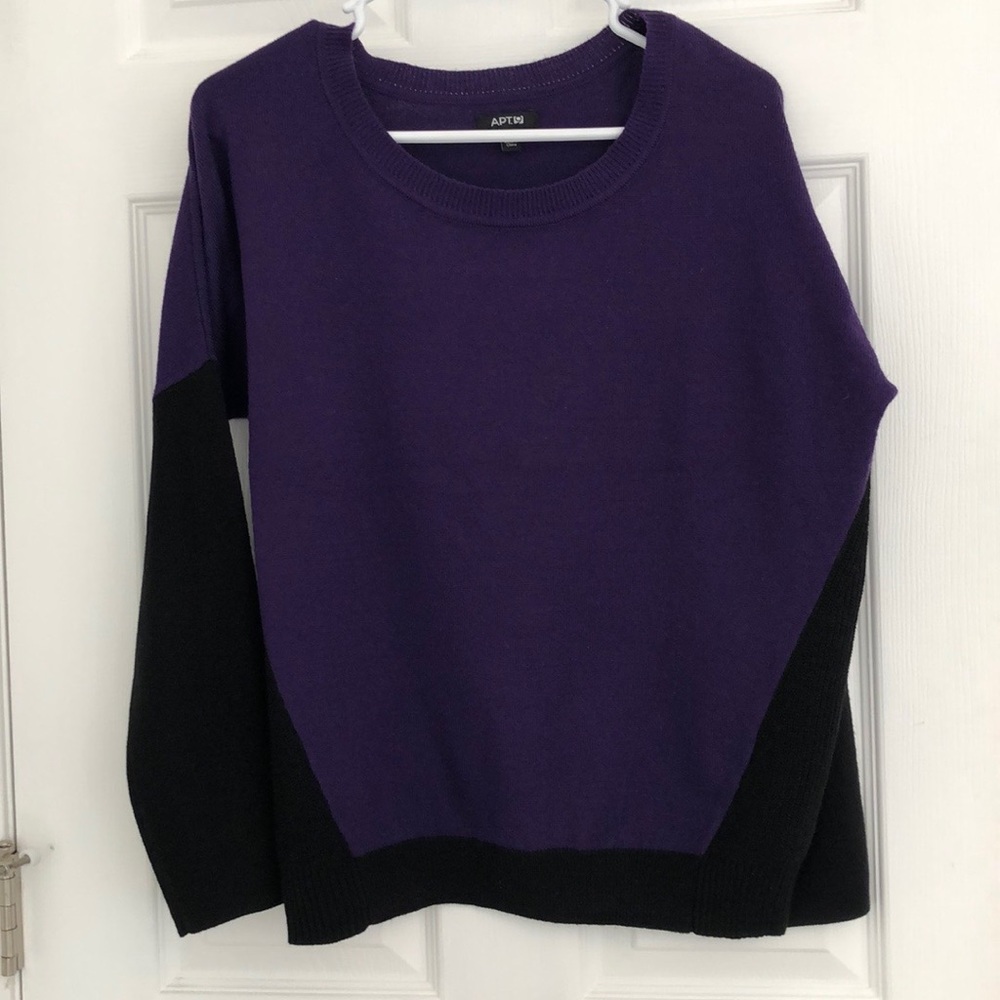 Apt. 9 Lightweight Purple/Black Sweater